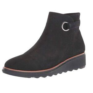 Clarks Womens Sharon Spring Booties - Genuine Suede Leather Size 8.5